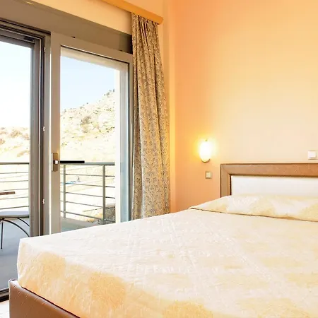 Pefki Sea View Villas *